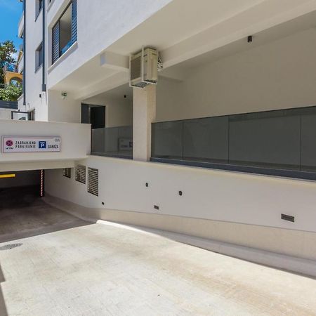 Val Di Bora 2 Apartment Пореч Екстериор снимка