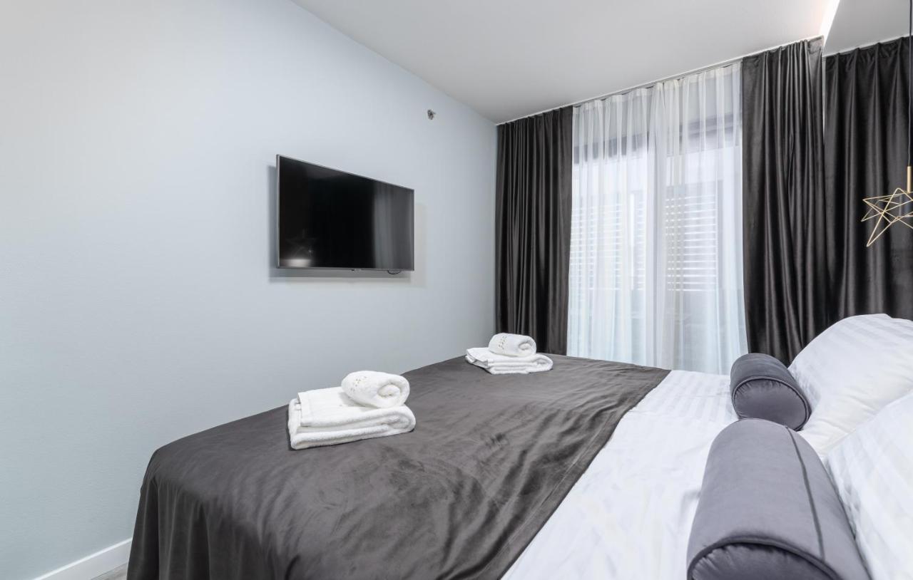 Val Di Bora 2 Apartment Пореч Екстериор снимка
